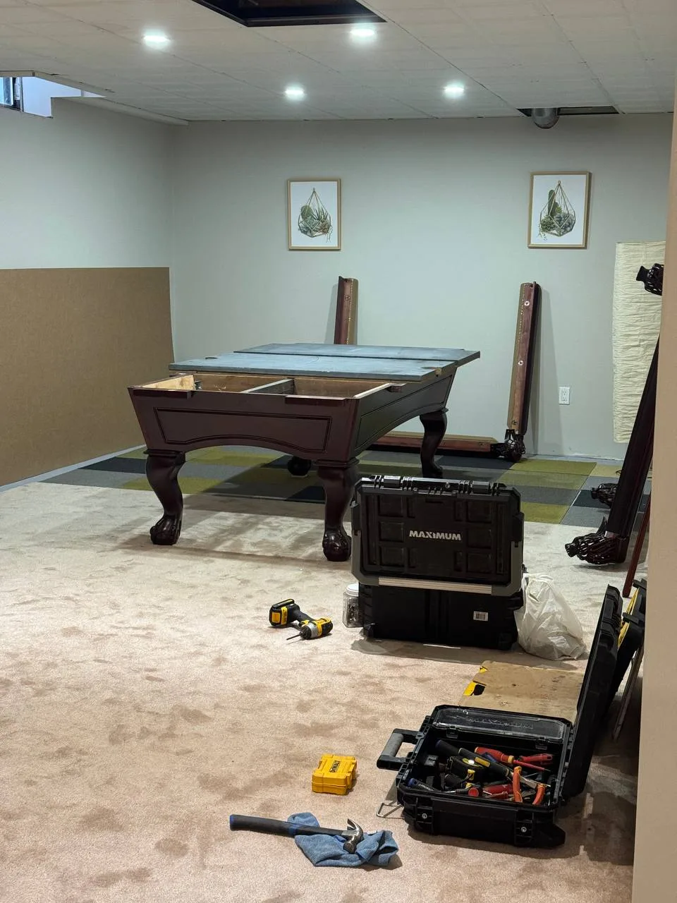 Pool table pocket replacement